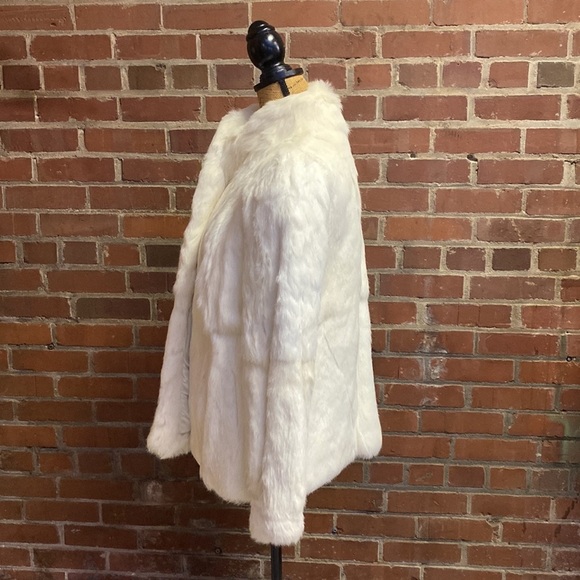 Gorgeous angora fur coat - Picture 2 of 5